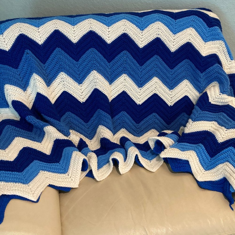Chevron Large Crocheted Blanket Blue and White, Vintage Handmade Chevron Blanket